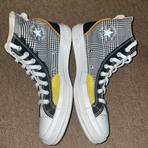 Womens Converse - Picture 3 of 5
